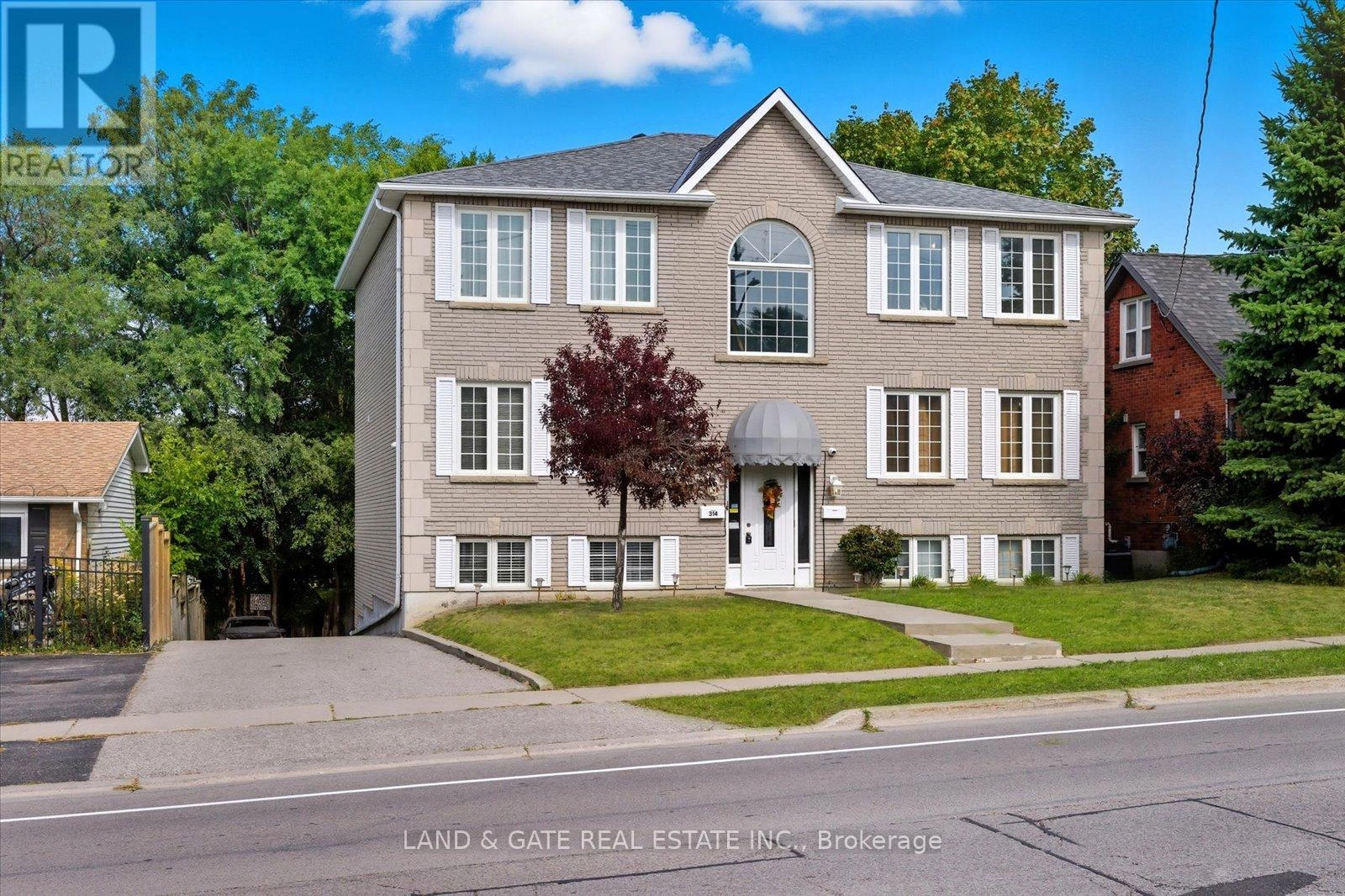 314 Hillside Avenue, Oshawa, Ontario  L1J 1T5 - Photo 1 - E12415507