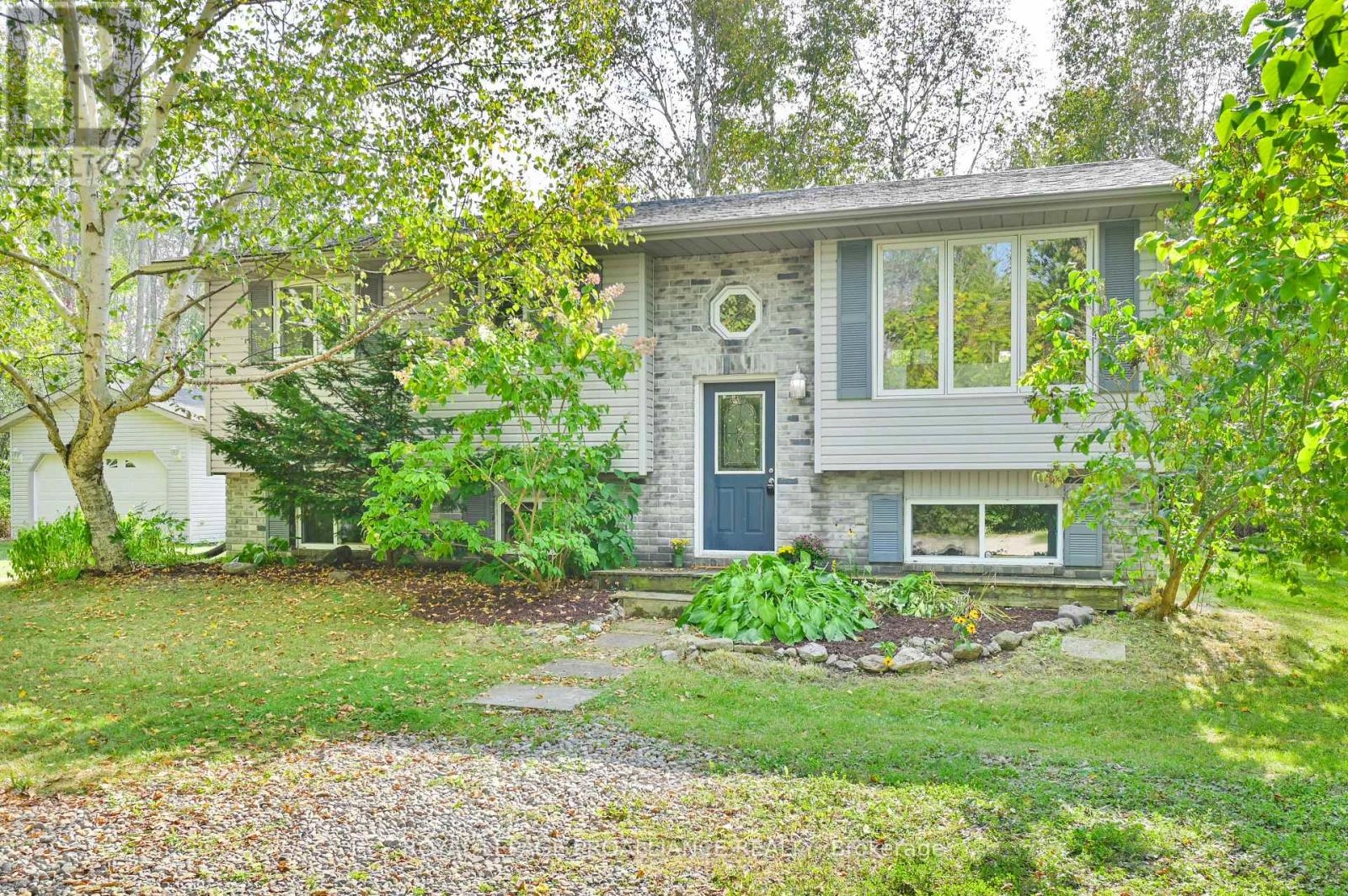 21289 Loyalist Parkway, Prince Edward County, Ontario  K0K 1L0 - Photo 1 - X12415586
