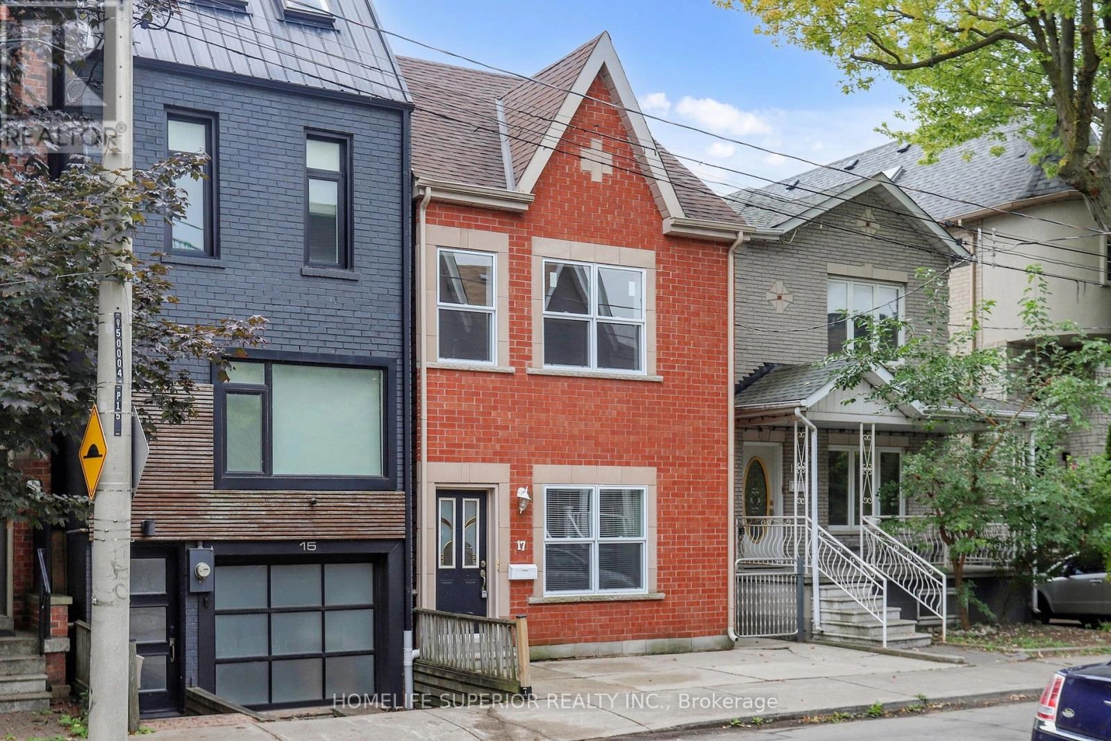 17 Mitchell Avenue, Toronto, Ontario  M6J 1C1 - Photo 2 - C12415752