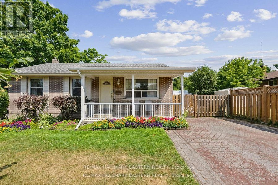 604 Garside Drive, Peterborough East, Ontario  K9H 7C7 - Photo 2 - X12415634