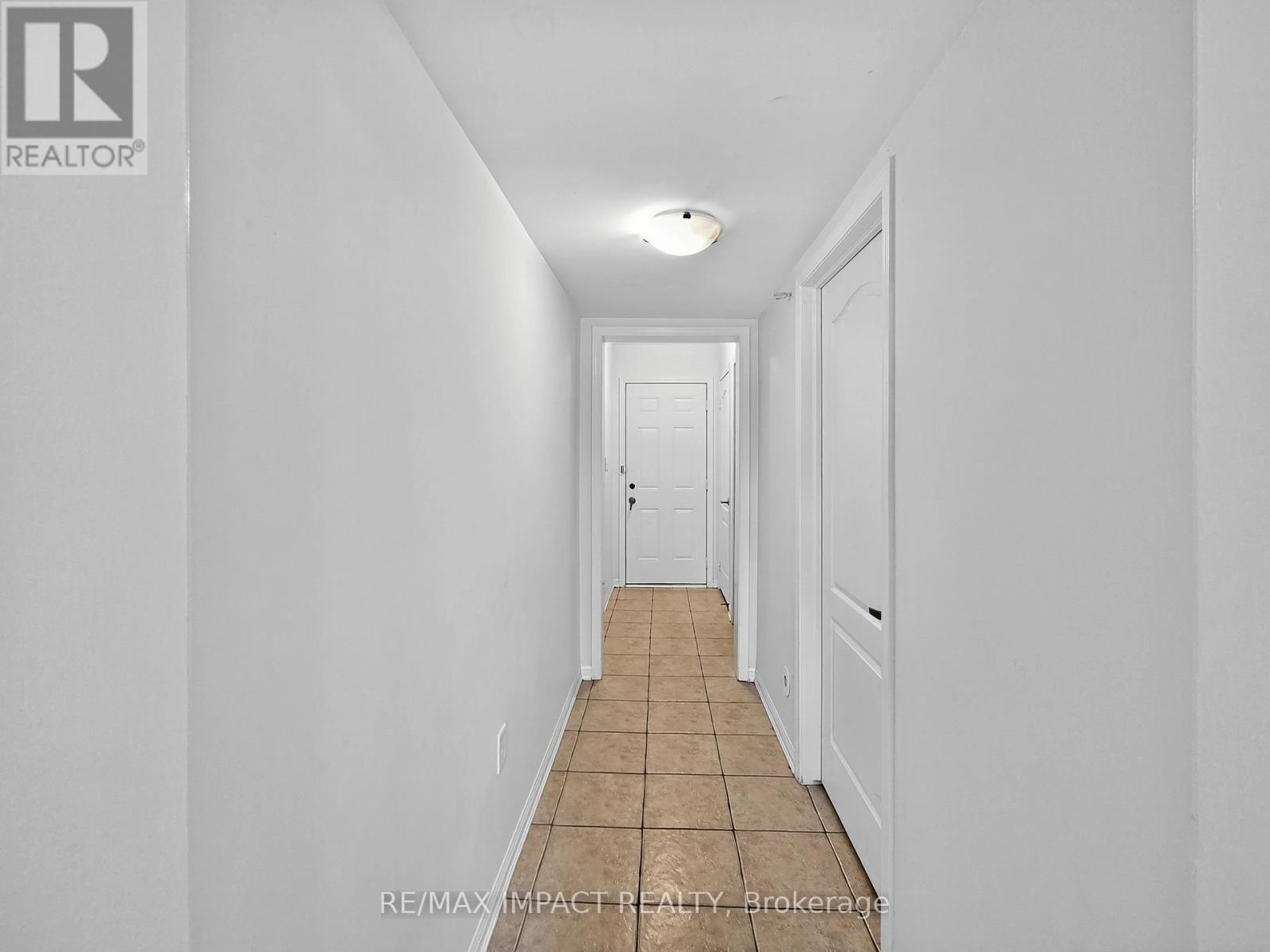 232 Rouge River Drive, Toronto, Ontario  M1B 0A8 - Photo 10 - E12416209