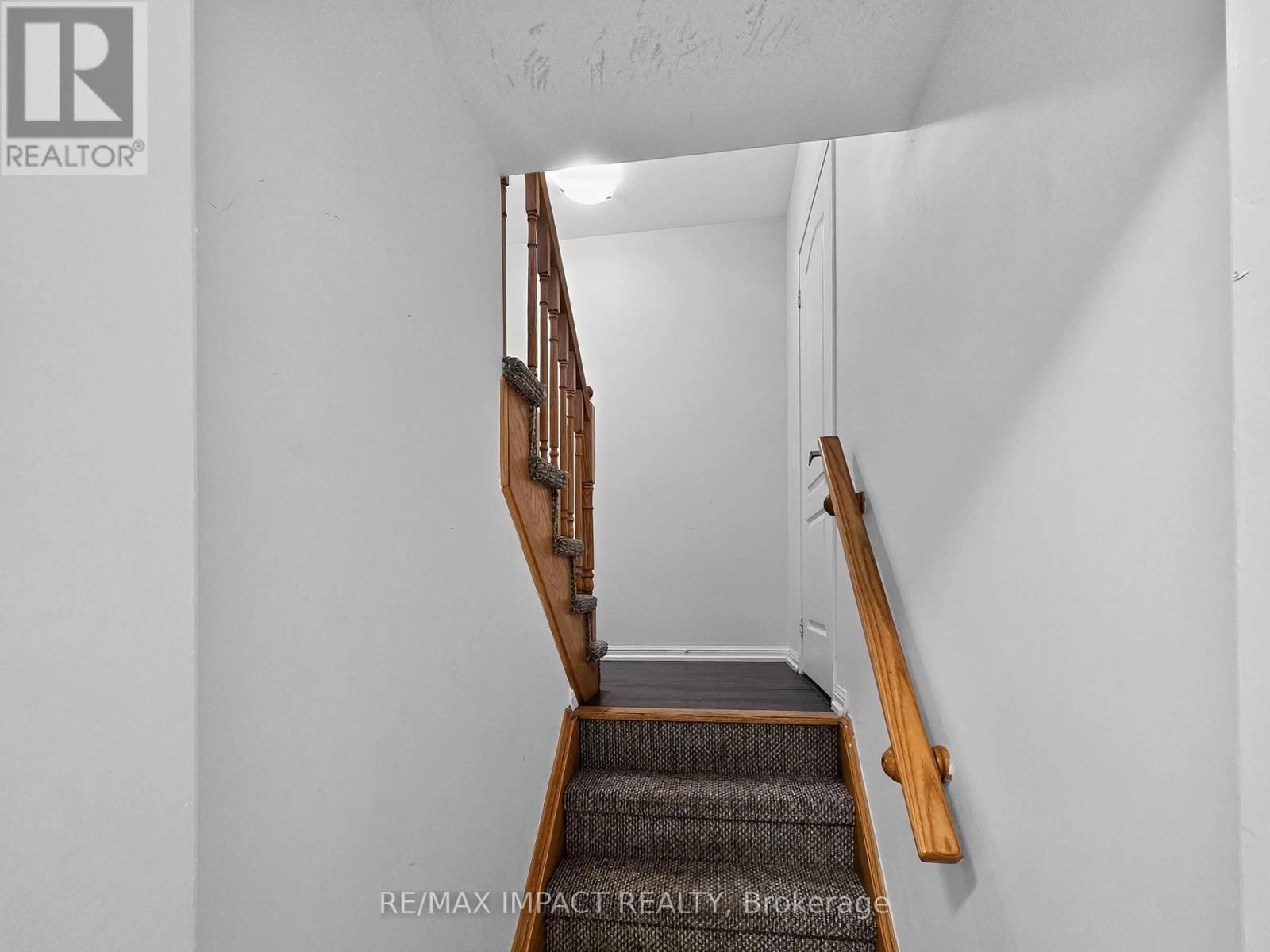 232 Rouge River Drive, Toronto, Ontario  M1B 0A8 - Photo 11 - E12416209