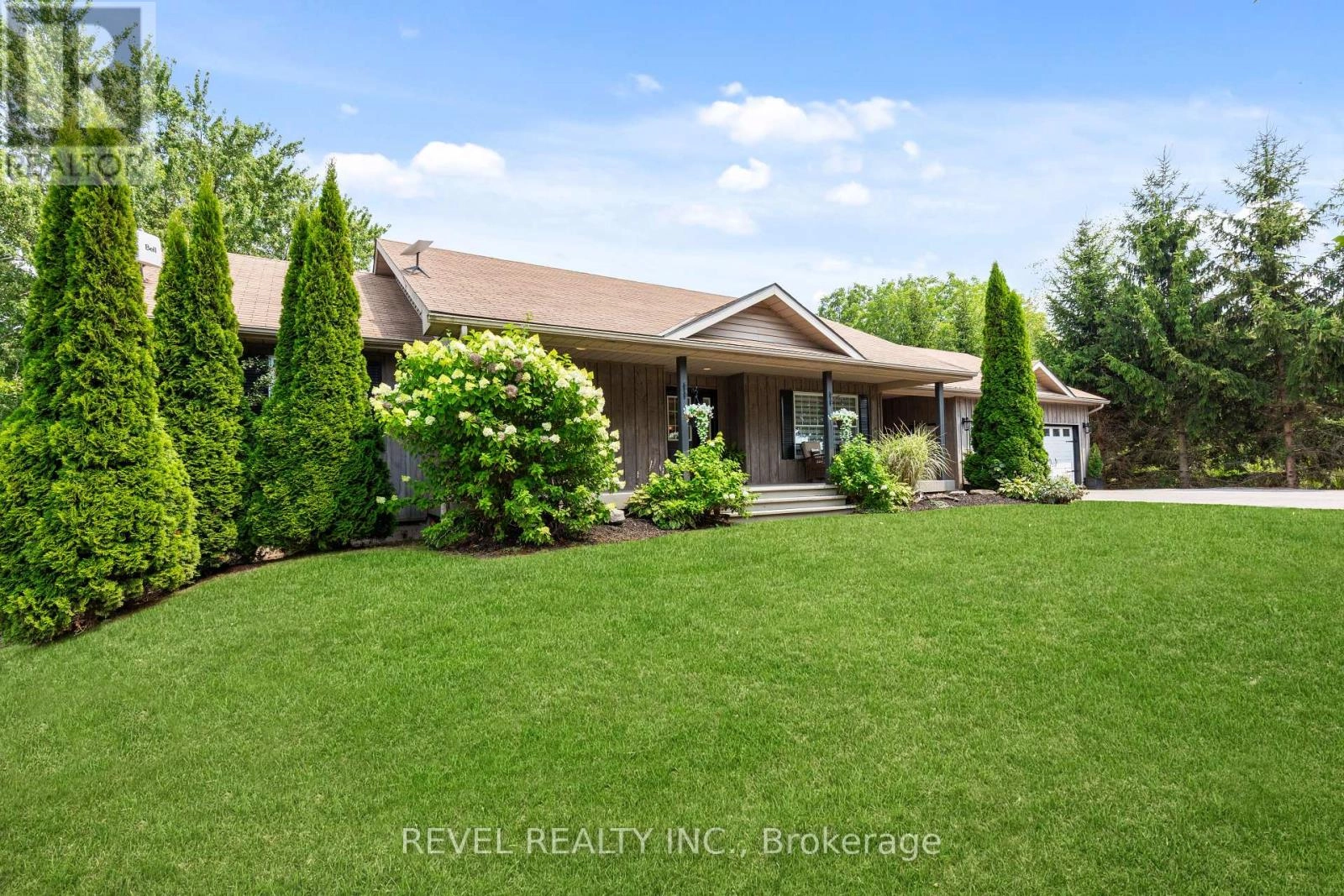 4 Aino Beach Road, Kawartha Lakes, Ontario  K0M 2C0 - Photo 2 - X12416839