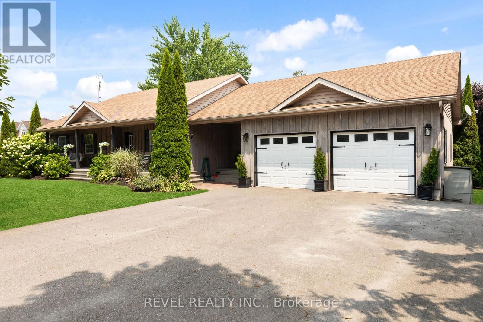 4 Aino Beach Road, Kawartha Lakes, Ontario  K0M 2C0 - Photo 3 - X12416839