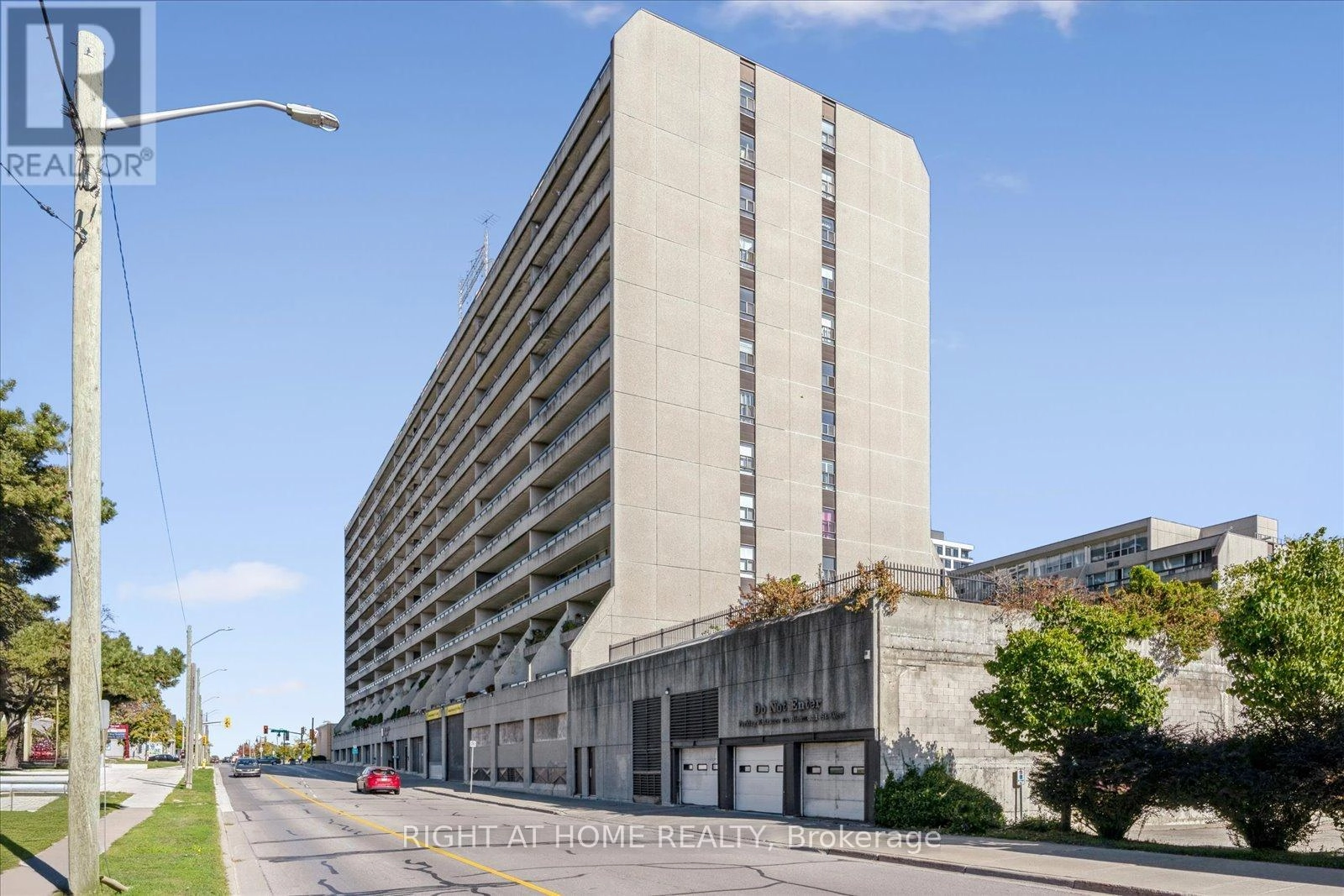 411 - 55 William Street E, Oshawa, Ontario  L1G 7C9 - Photo 1 - E12417158