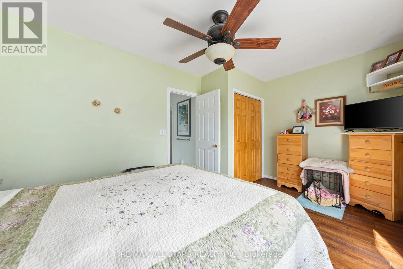 14 Wychwood Drive E, Kawartha Lakes, Ontario  K0M 1N0 - Photo 30 - X12384885