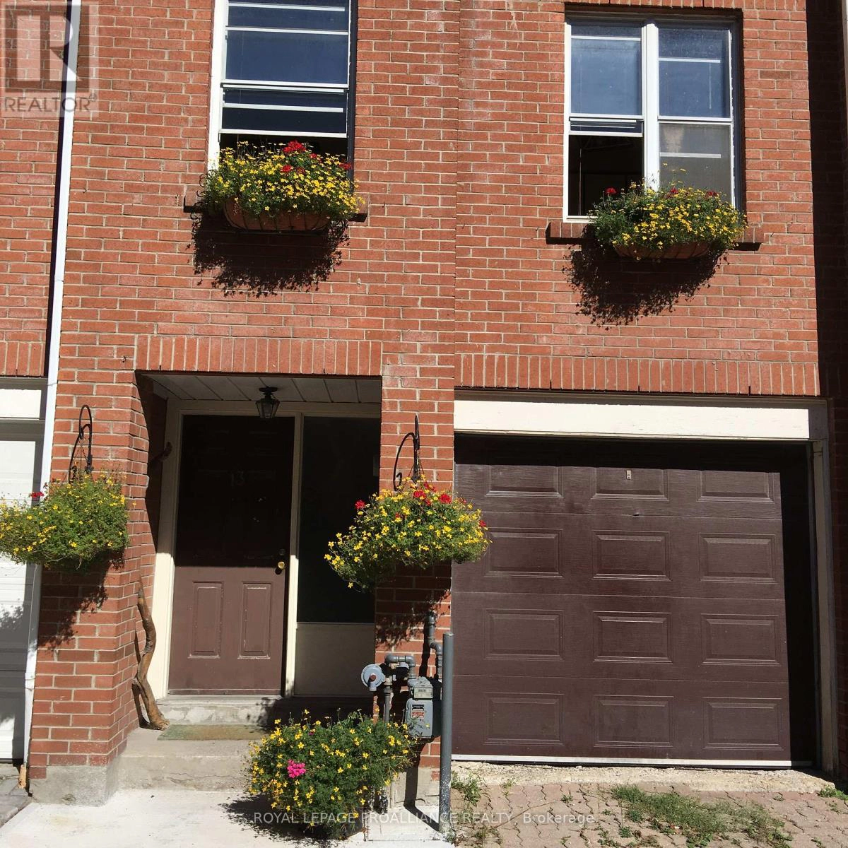 13 Portneuf Court, Toronto, Ontario M5A 4E4 - Photo 1 - C12419259