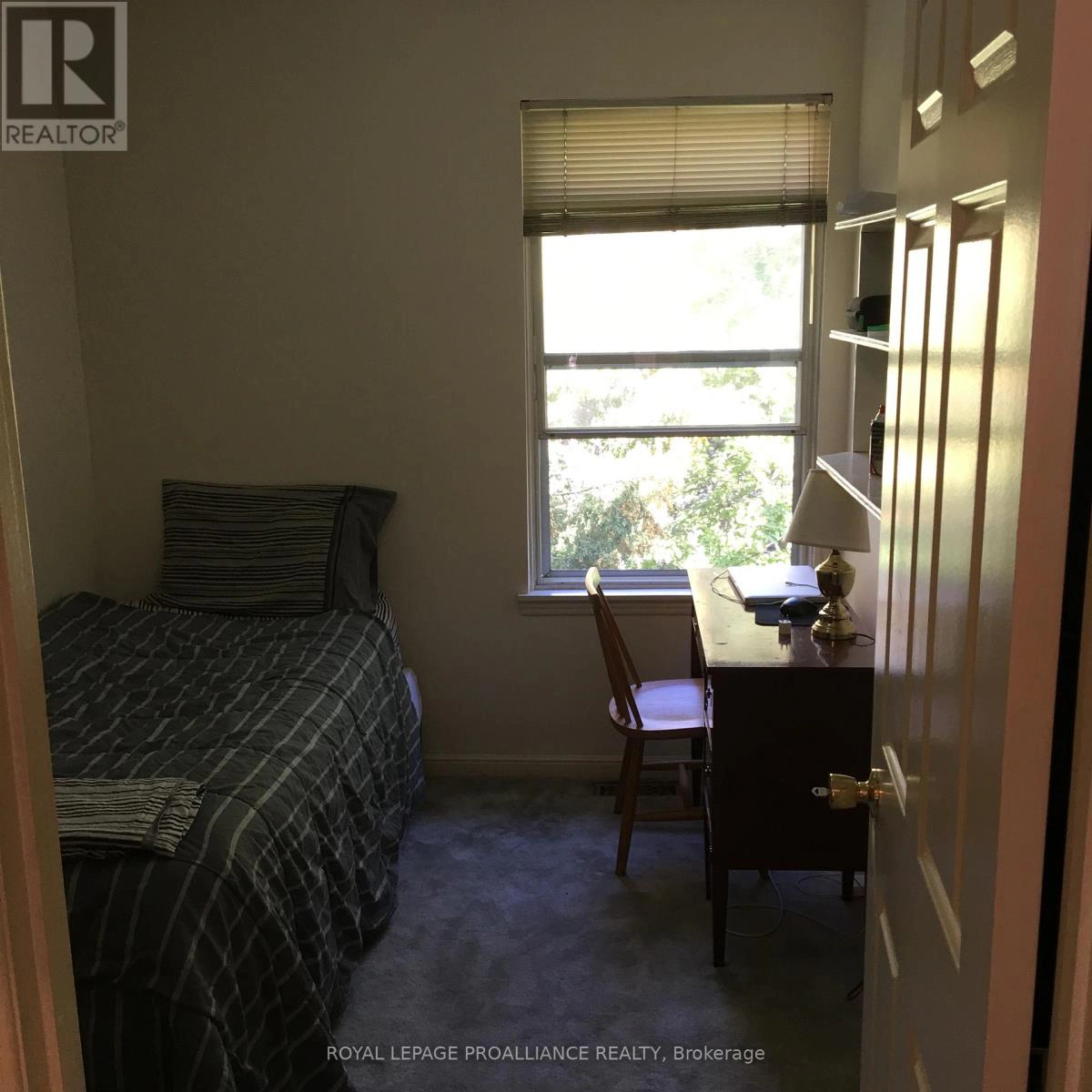 13 Portneuf Court, Toronto, Ontario M5A 4E4 - Photo 10 - C12419259