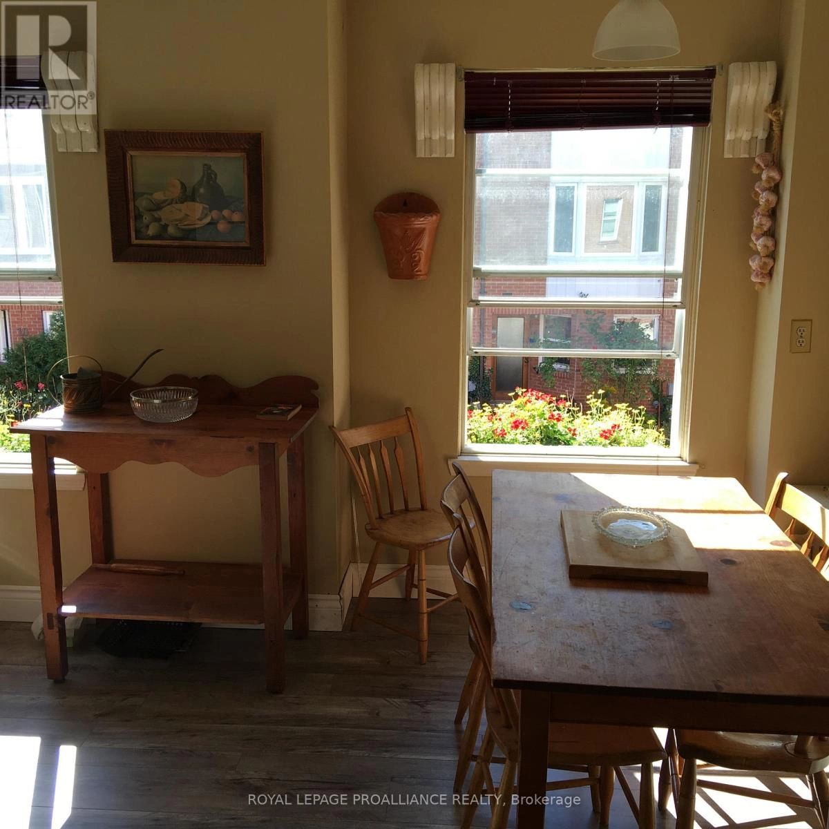 13 Portneuf Court, Toronto, Ontario M5A 4E4 - Photo 3 - C12419259