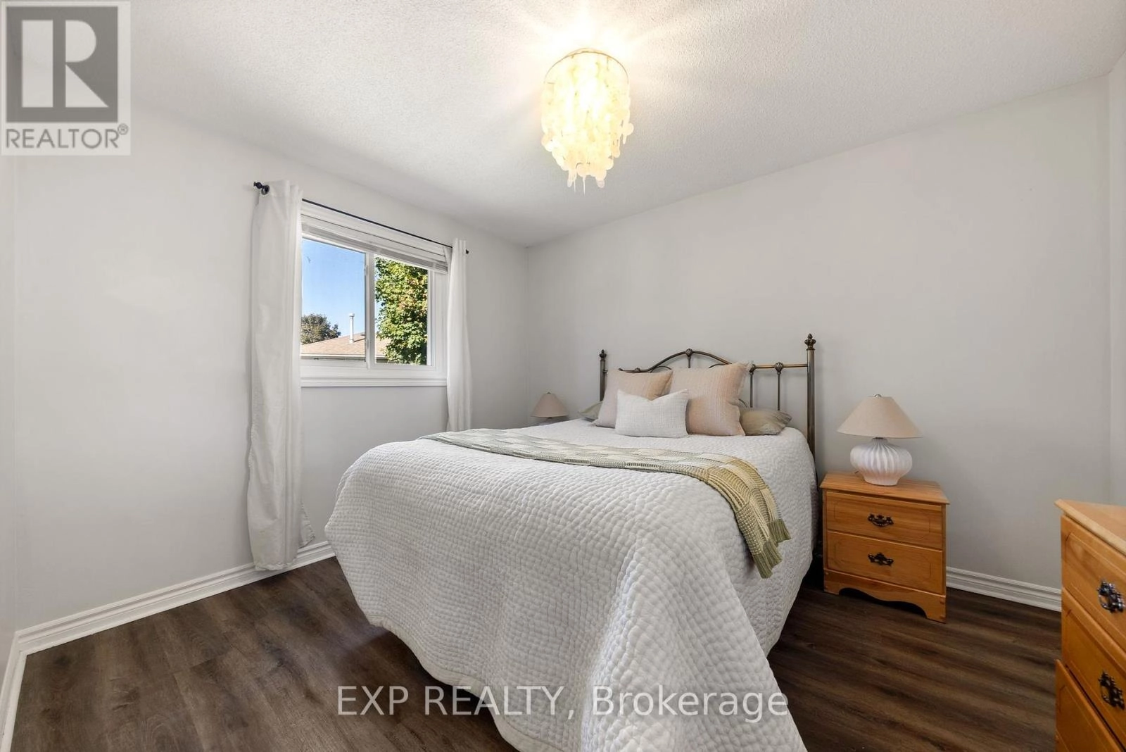 130 Finch Drive, Belleville, Ontario  K8P 5L4 - Photo 24 - X12419260