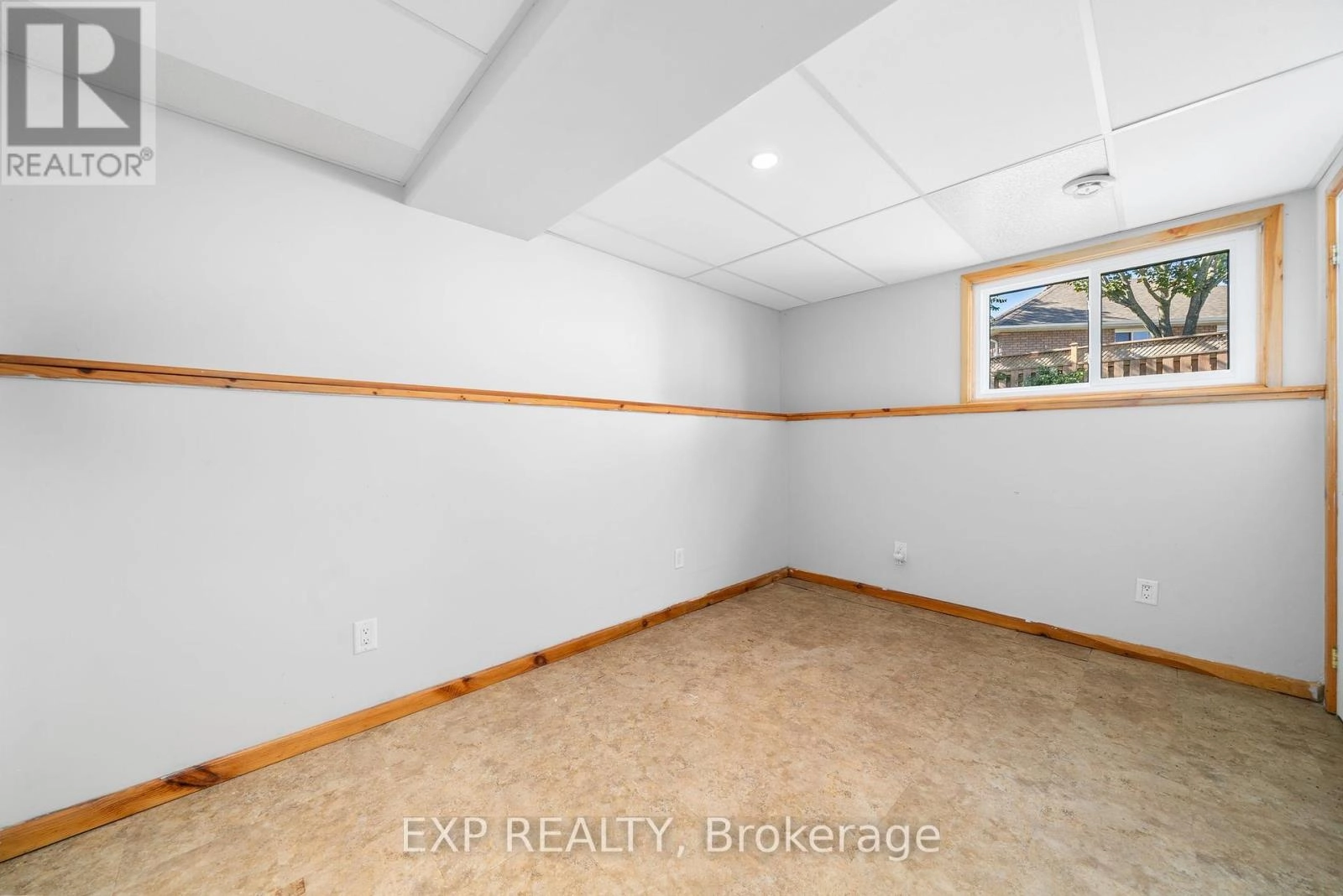 130 Finch Drive, Belleville, Ontario  K8P 5L4 - Photo 40 - X12419260