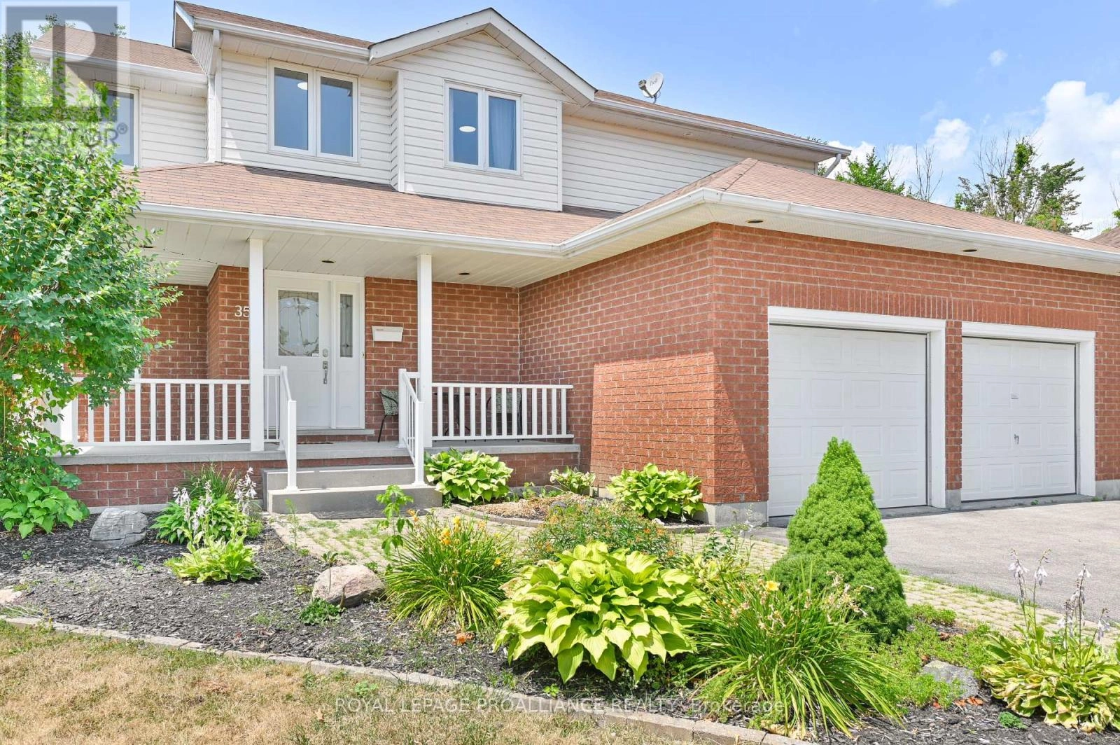 35 Loraine Avenue, Quinte West, Ontario  K8V 6R4 - Photo 3 - X12419977
