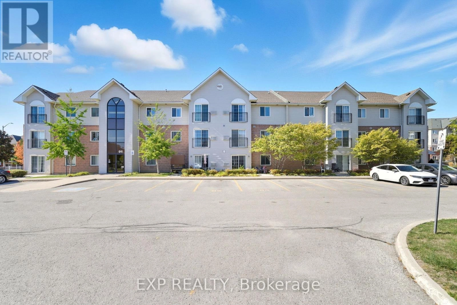 202 - 91 Aspen Springs Drive, Clarington, Ontario  L1C 5J9 - Photo 1 - E12420102