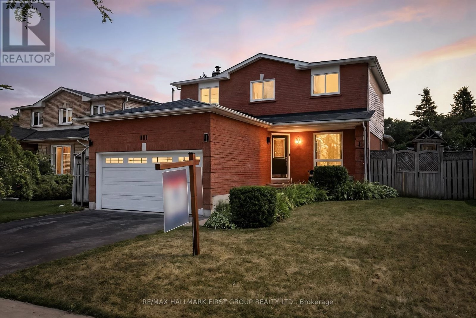 111 Clayton Crescent, Clarington, Ontario  L1C 4P2 - Photo 1 - E12420652
