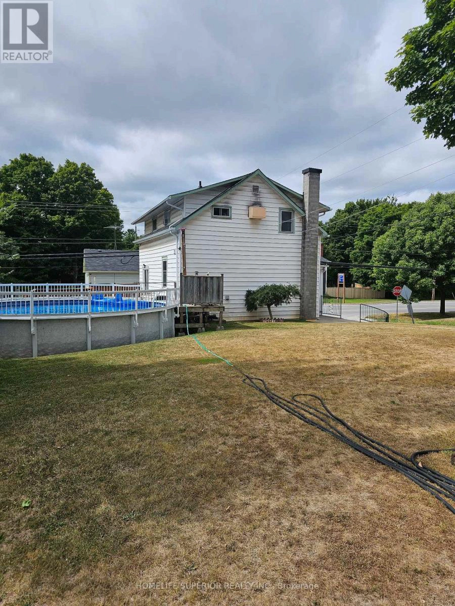 98 Paul Drive, Lanark Highlands, Ontario  K0G 1K0 - Photo 2 - X12399620