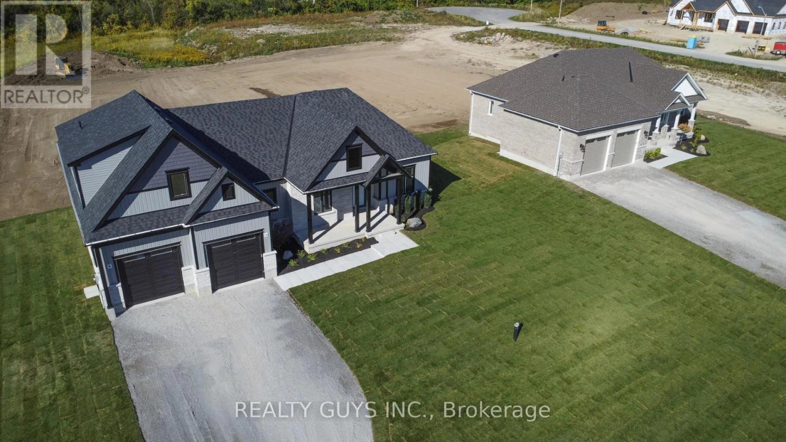 2412 Gwendolyn Court, Cavan Monaghan, Ontario  L0A 1C0 - Photo 4 - X12420671