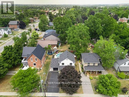 44 Regent Street, Kawartha Lakes, Ontario  K9V 3V2 - Photo 3 - X12421723