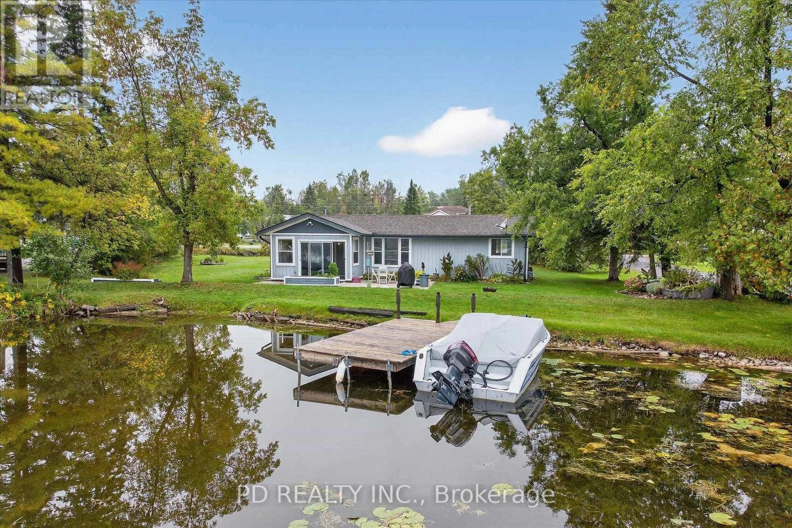 11 Charlotte Crescent, Kawartha Lakes, Ontario  K0L 2W0 - Photo 2 - X12423396