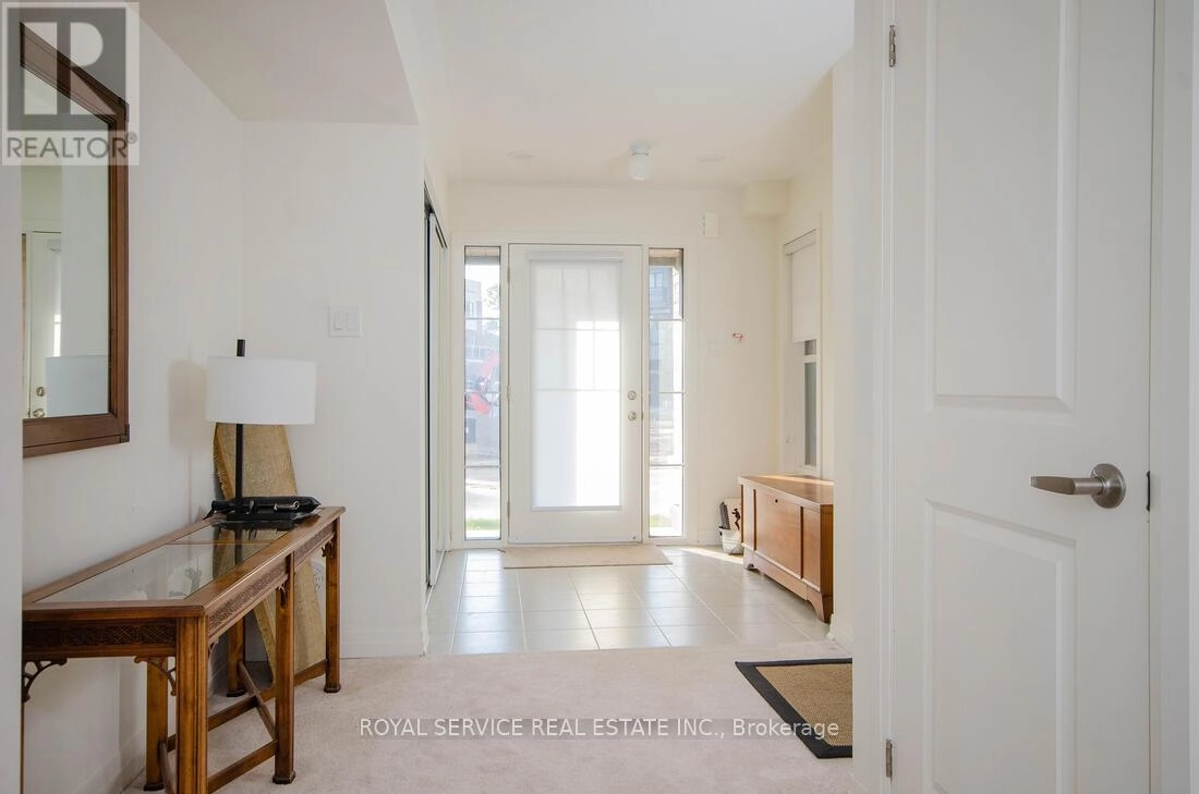 114 King William Way, Clarington, Ontario  L1C 7E8 - Photo 3 - E12423659