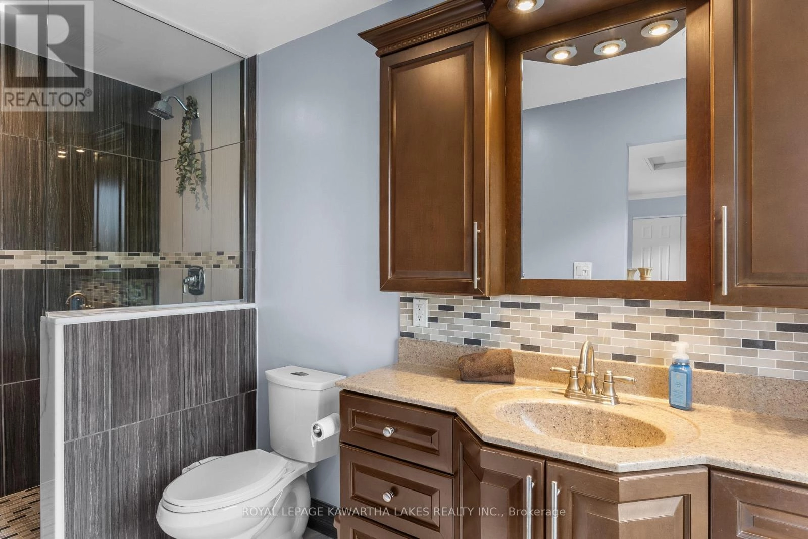 1138 Little Britain Road, Kawartha Lakes, Ontario  K0M 2C0 - Photo 22 - X12423949