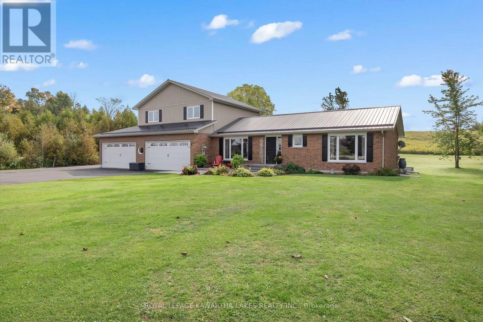 1138 Little Britain Road, Kawartha Lakes, Ontario  K0M 2C0 - Photo 4 - X12423949