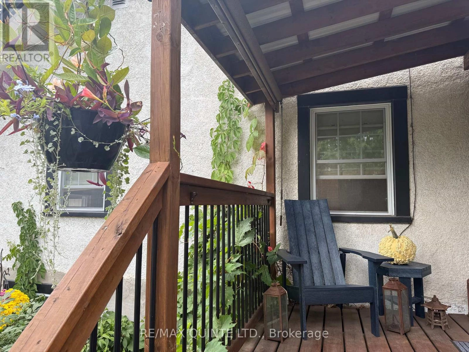 71 Trent Street N, Quinte West, Ontario  K0K 2C0 - Photo 2 - X12401146