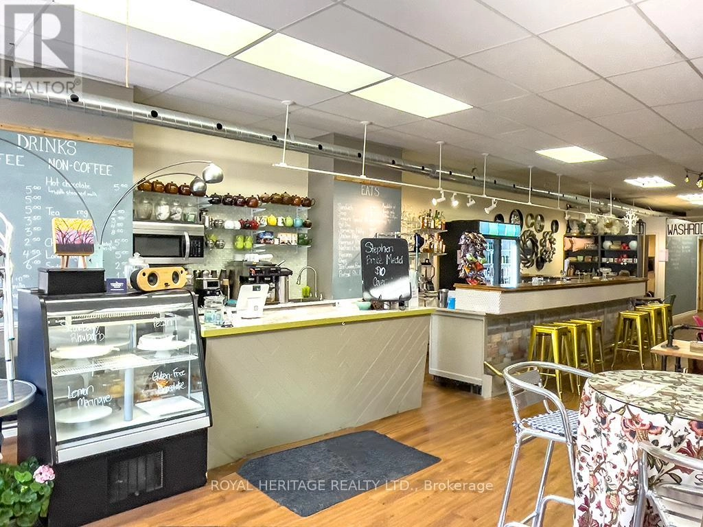 313 Front Street, Belleville, Ontario  K8N 2Z9 - Photo 23 - X12426143