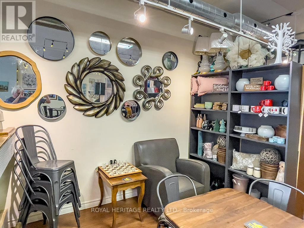 313 Front Street, Belleville, Ontario  K8N 2Z9 - Photo 6 - X12426143