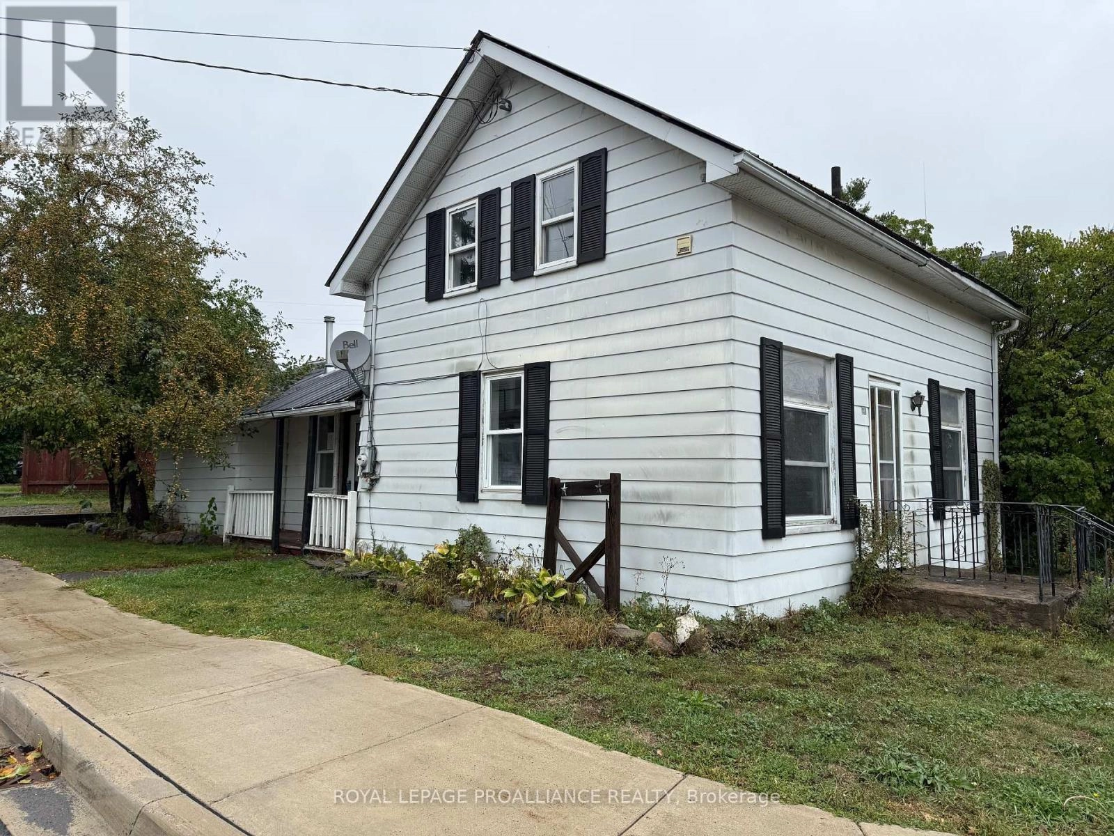 27 Water Street W, Greater Napanee, Ontario  K7R 1V3 - Photo 4 - X12426775