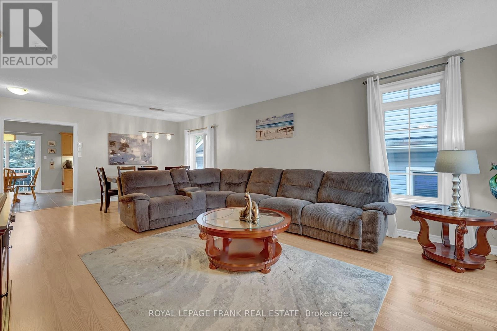 100 White Drive, Port Hope, Ontario  L1A 0B6 - Photo 3 - X12428479