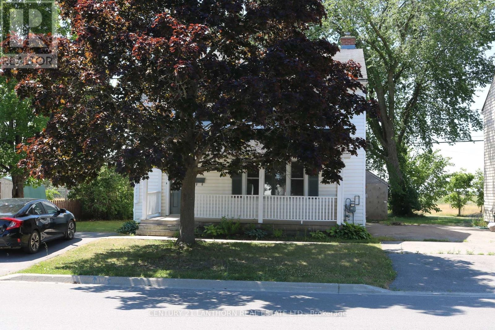 13 London Avenue, Prince Edward County, Ontario  K0K 2T0 - Photo 2 - X12429542