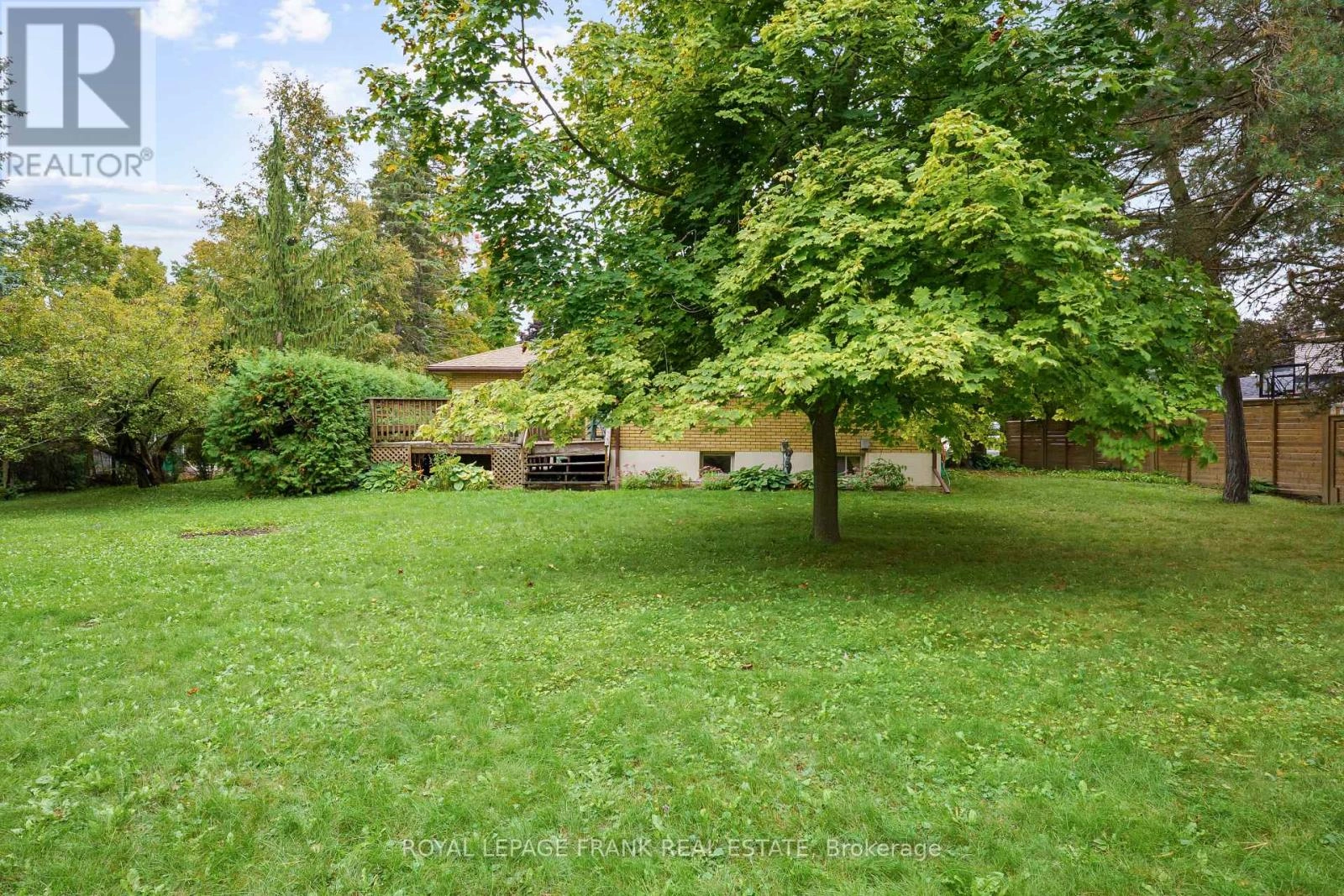308 Cottonwood Drive, Peterborough, Ontario  K9J 6N4 - Photo 3 - X12430451