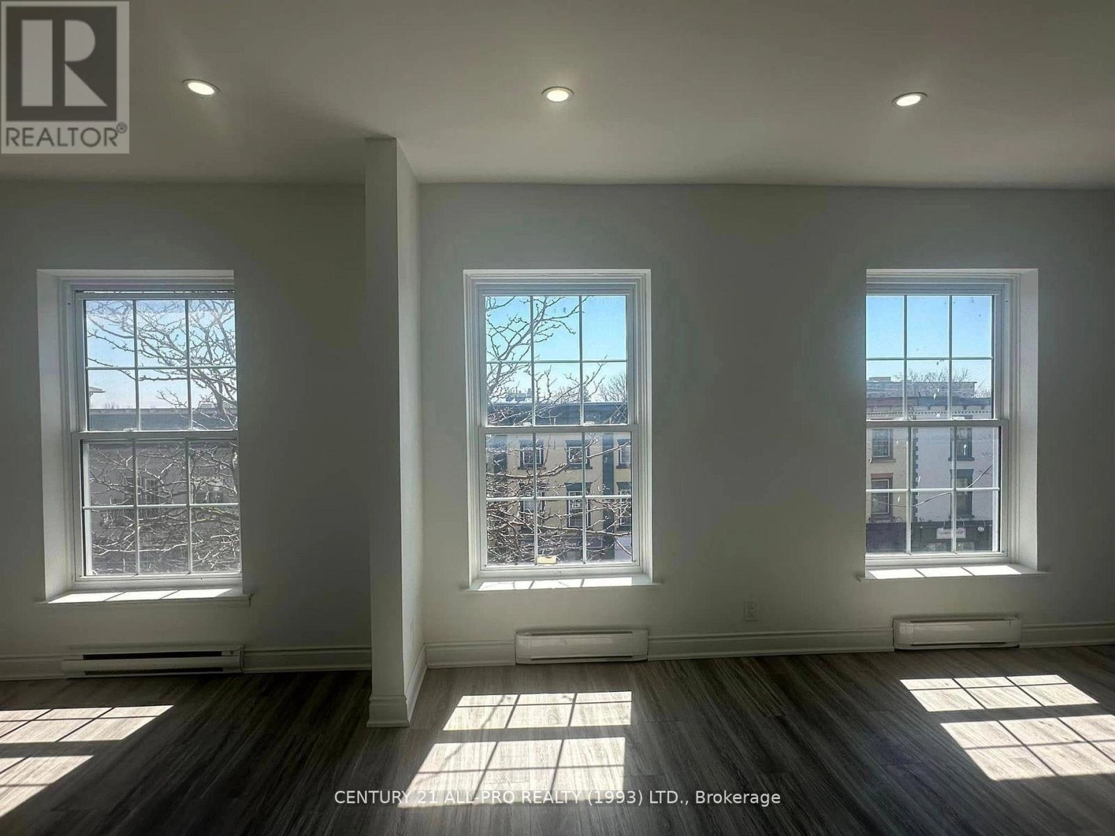 Unit 3 - 82 King Street W, Cobourg, Ontario  K9A 2M3 - Photo 1 - X12433301