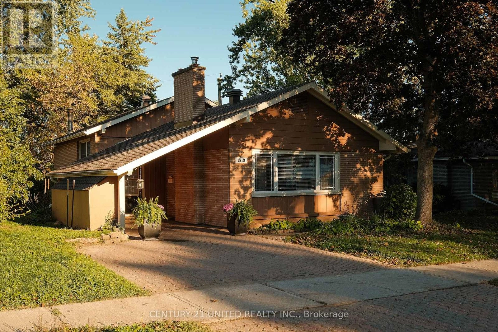 1518 Westbrook Drive, Peterborough, Ontario  K9J 7V4 - Photo 1 - X12439709