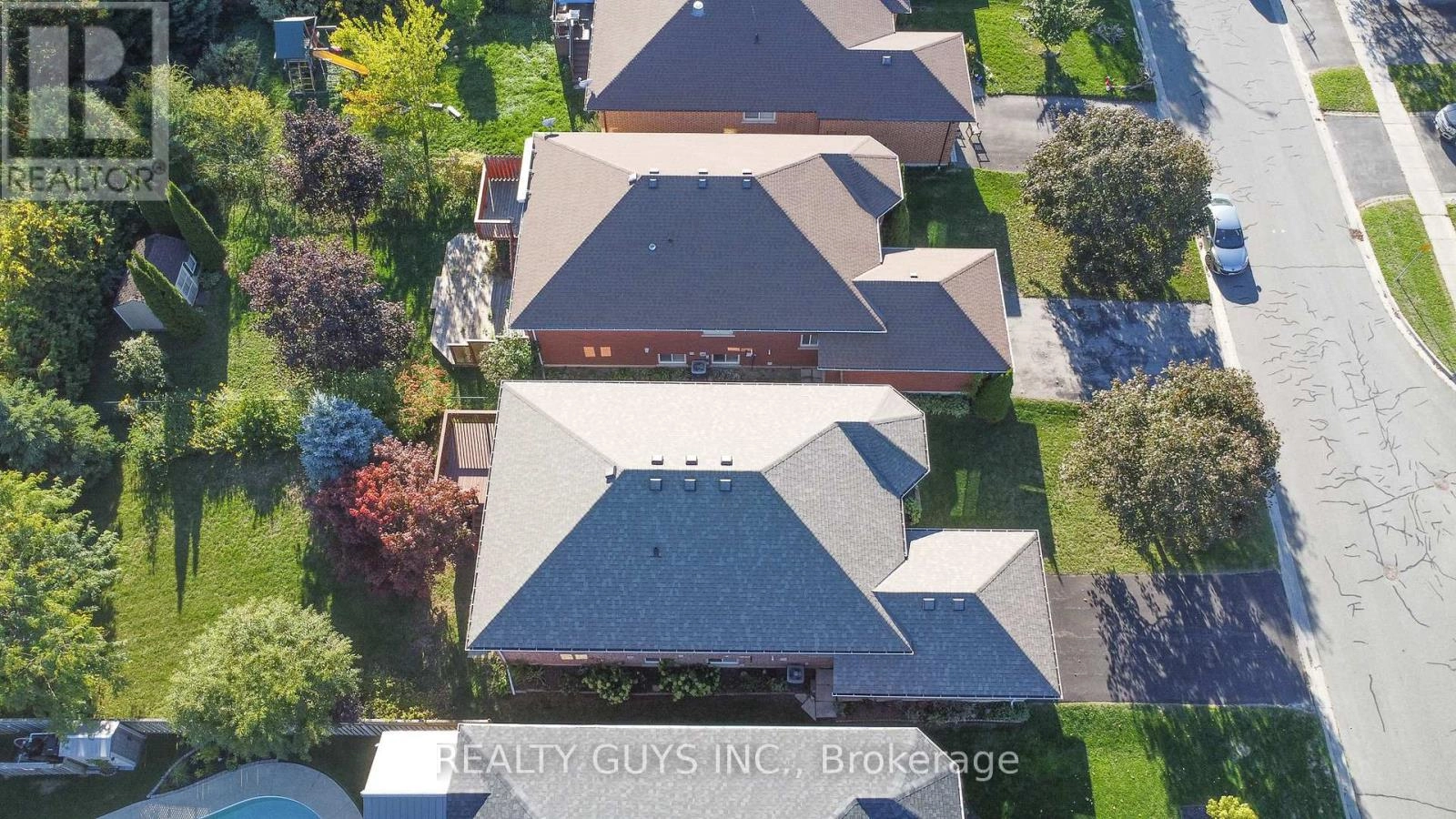 233 Odette Road, Peterborough, Ontario  K9K 2N8 - Photo 3 - X12439877