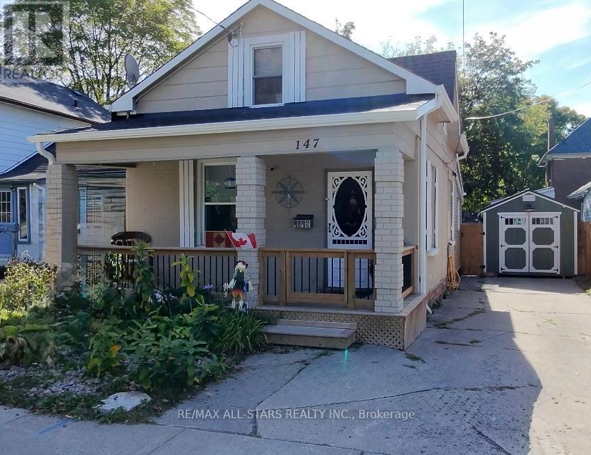 147 Lake Street, Peterborough, Ontario K9J 2H2 - Photo 1 - X12442497