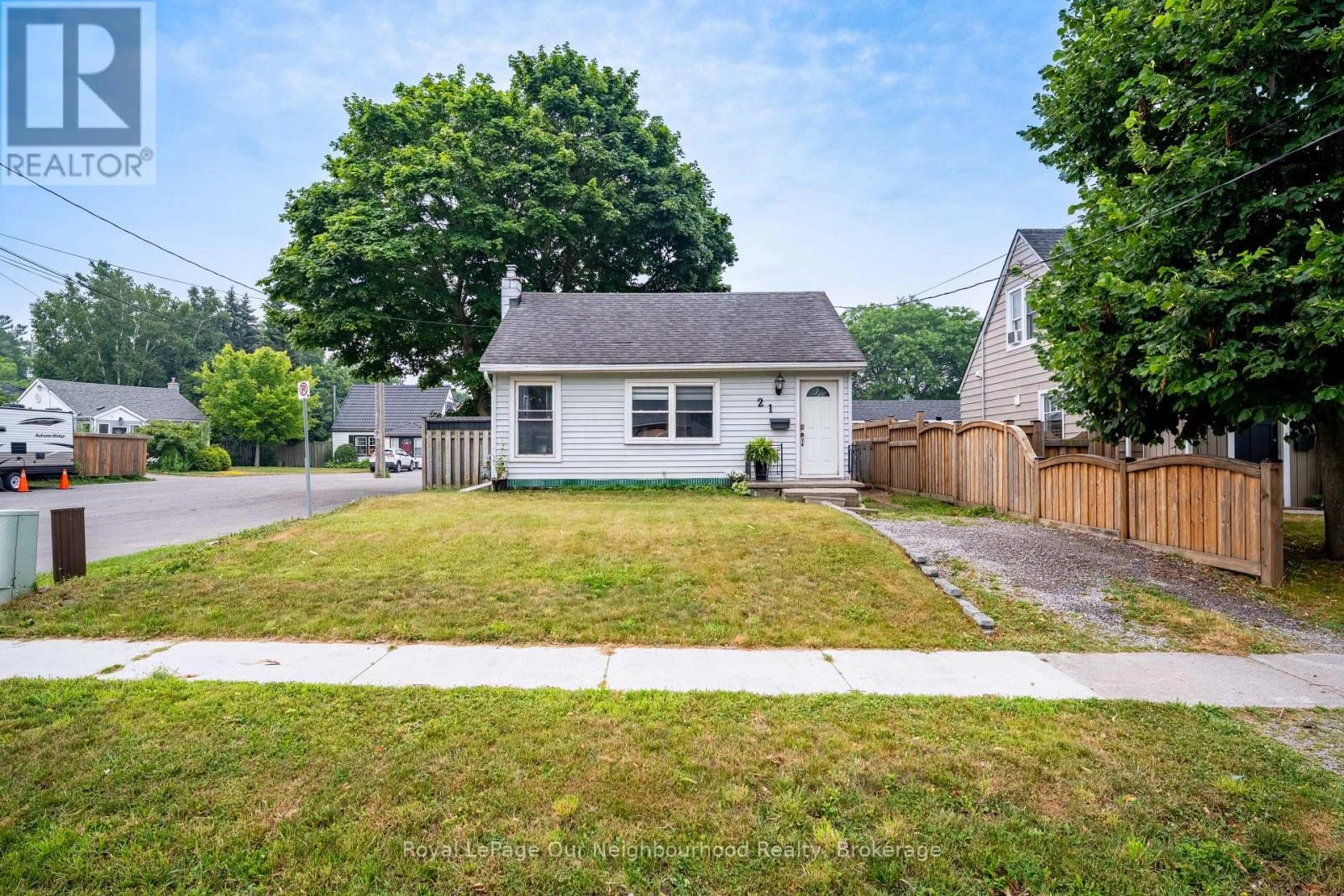 21 Lavinia Street, Port Hope, Ontario  L1A 2A5 - Photo 2 - X12446759
