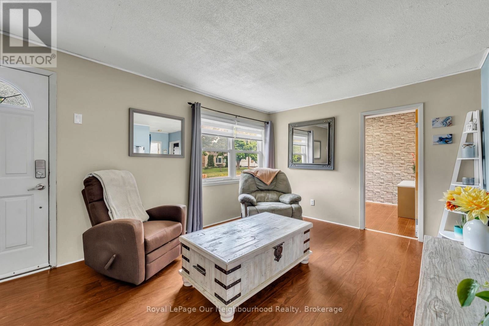 21 Lavinia Street, Port Hope, Ontario  L1A 2A5 - Photo 3 - X12446759