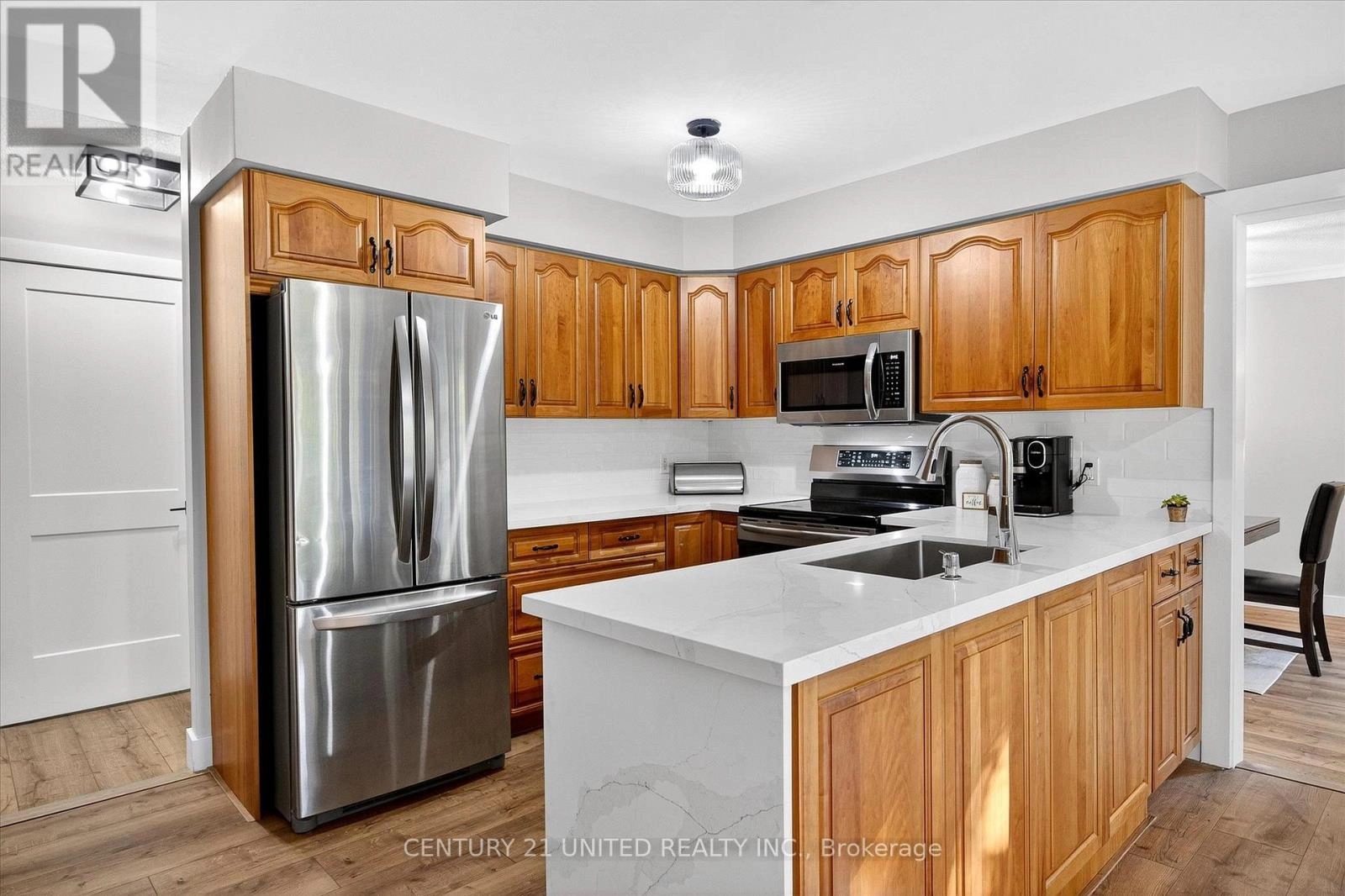 1309 Scollard Drive, Peterborough, Ontario  K9H 7K7 - Photo 3 - X12446927