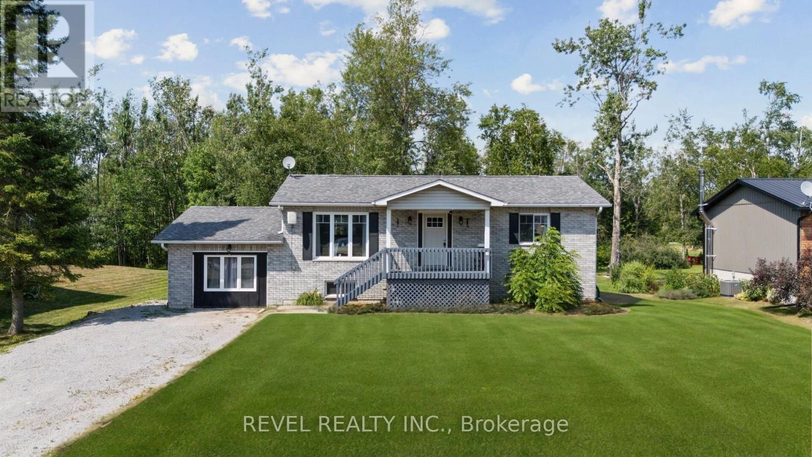 40 Greenwood Crescent, Kawartha Lakes, Ontario  K0M 2T0 - Photo 3 - X12447918