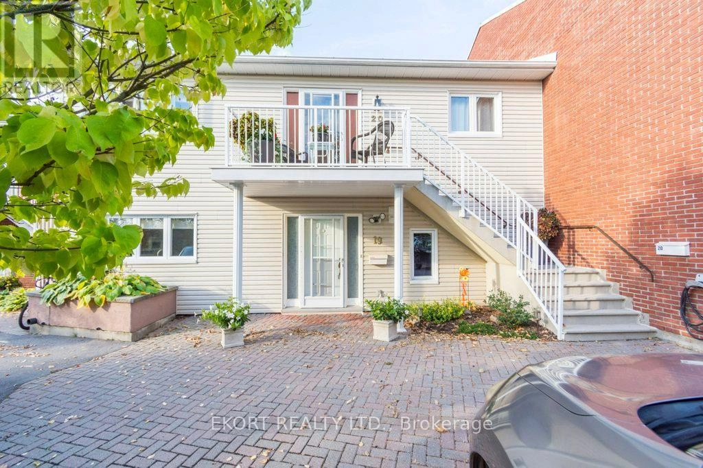 19 - 179 Herchimer Avenue, Belleville, Ontario  K8N 4G7 - Photo 1 - X12448569