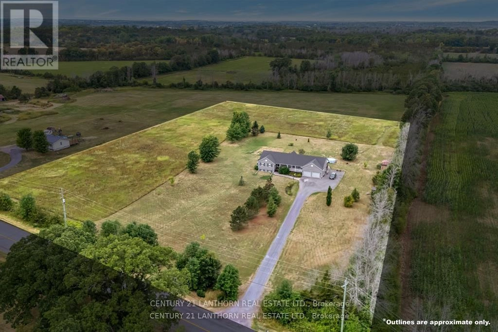 1489 Airport Parkway, Tyendinaga, Ontario  K8N 4Z6 - Photo 3 - X12437118
