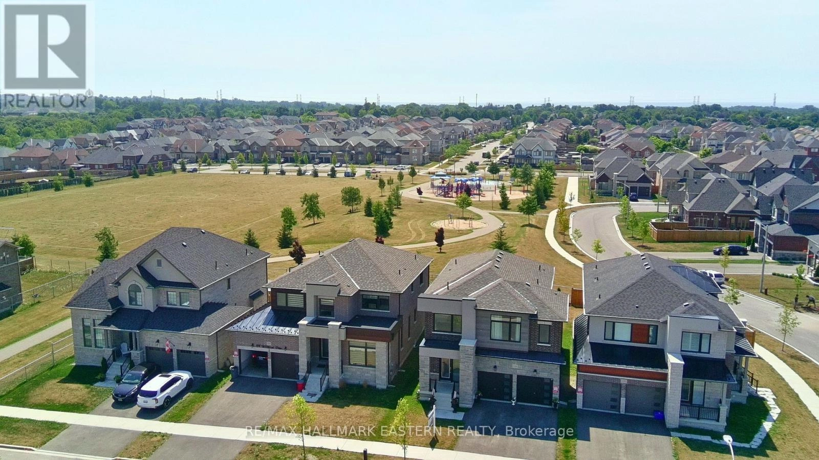 118 Whitehand Drive, Clarington, Ontario  L1B 0W1 - Photo 3 - E12448963