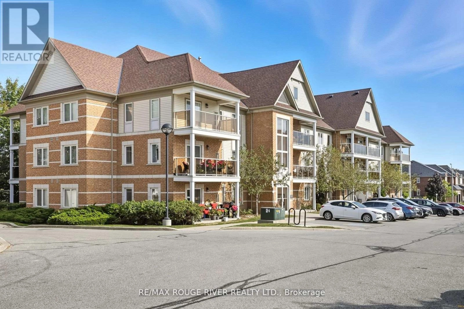 104 - 120 Aspen Springs Drive, Clarington, Ontario  L1C 0G7 - Photo 1 - E12449121