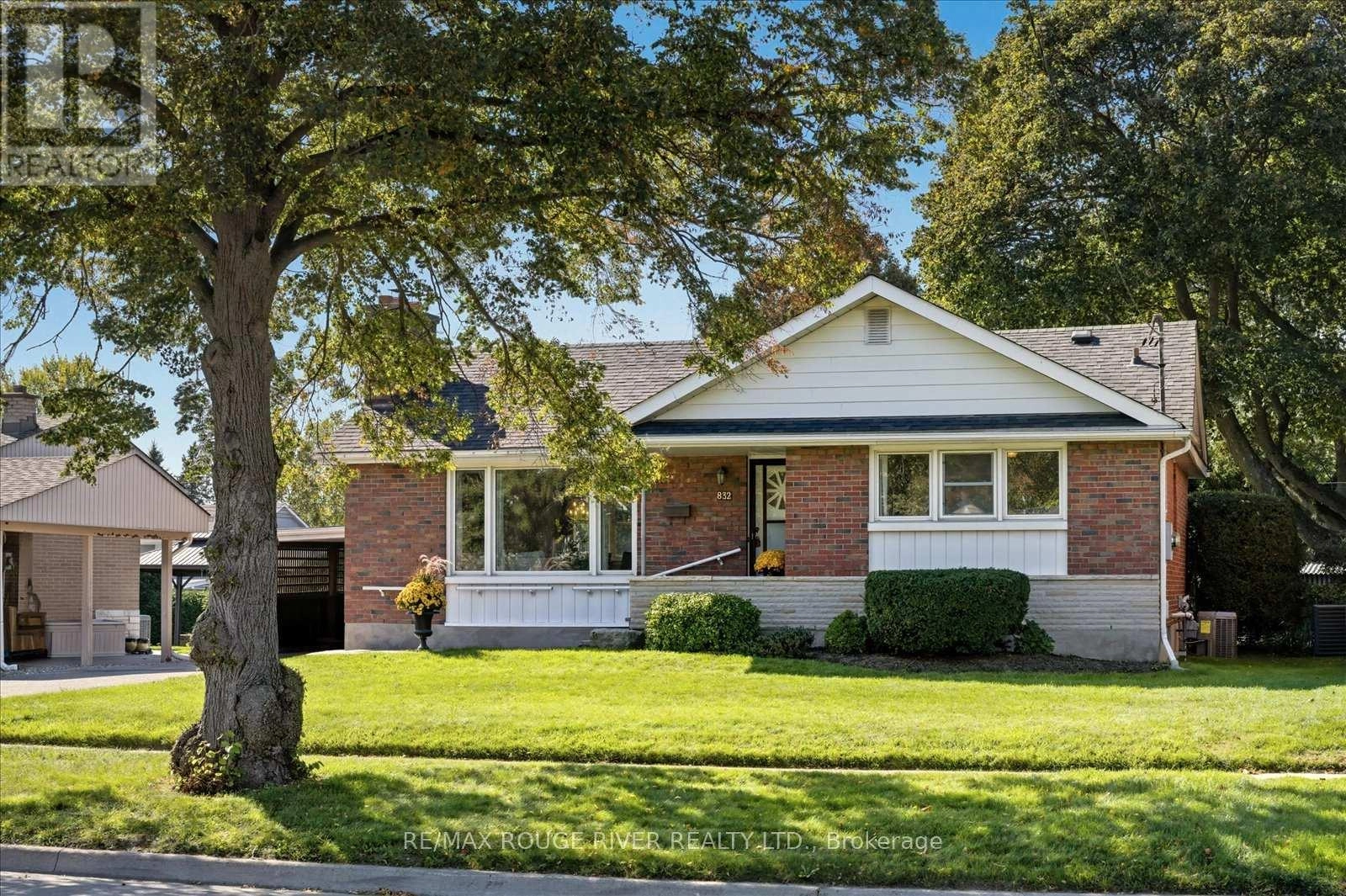 832 Hortop Street, Oshawa, Ontario  L1G 4P1 - Photo 3 - E12449134