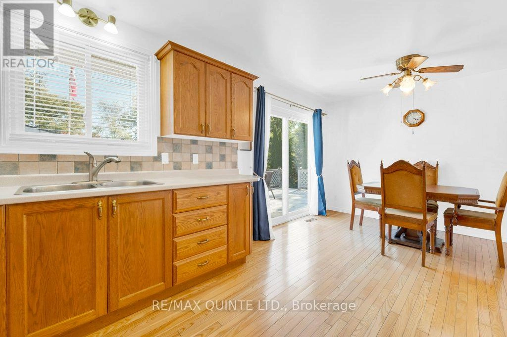 53 Water Street, Quinte West, Ontario  K8V 4M1 - Photo 16 - X12449497