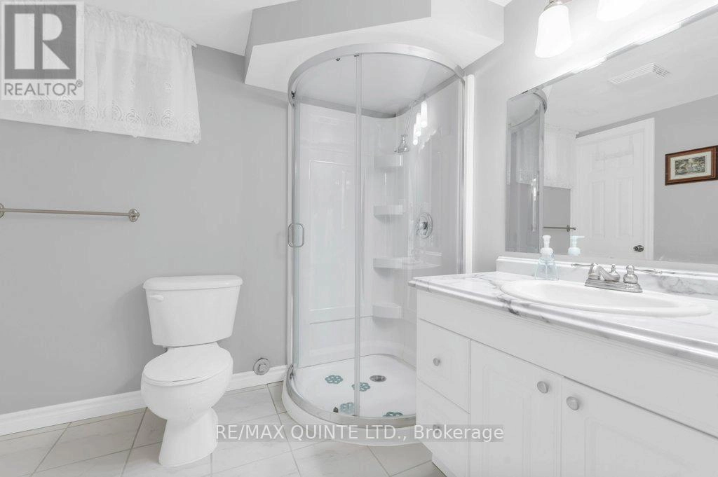 53 Water Street, Quinte West, Ontario  K8V 4M1 - Photo 29 - X12449497