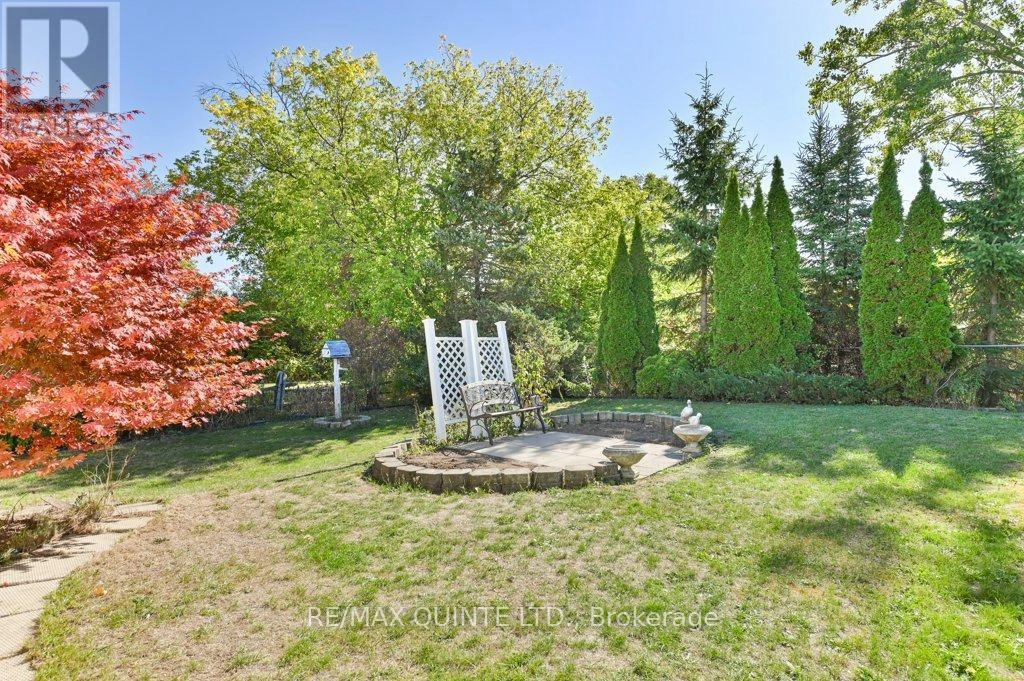 53 Water Street, Quinte West, Ontario  K8V 4M1 - Photo 34 - X12449497