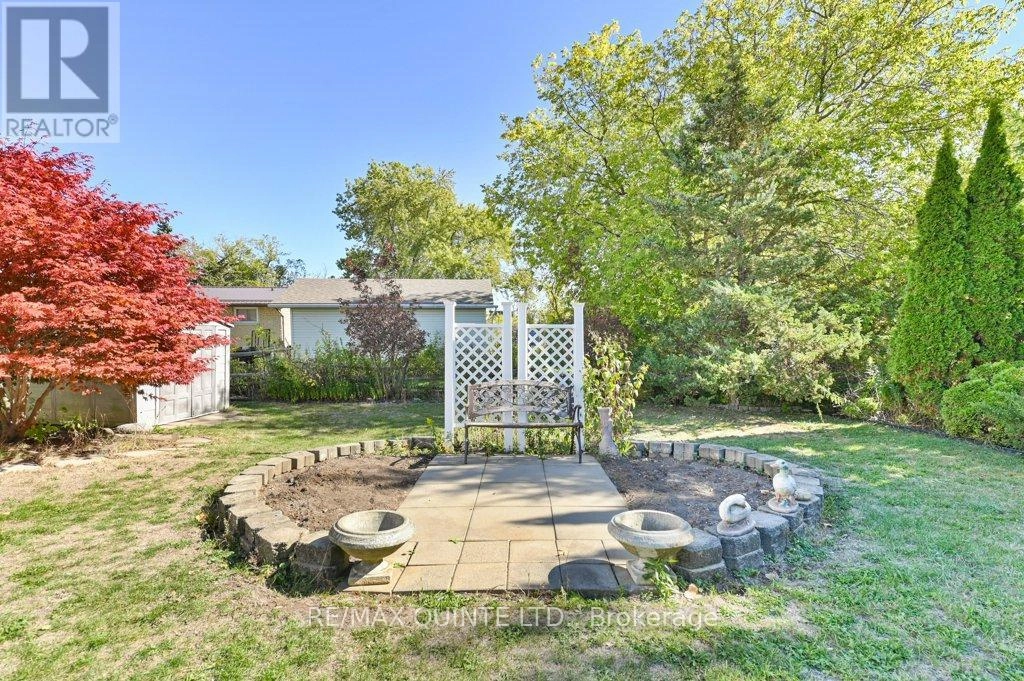 53 Water Street, Quinte West, Ontario  K8V 4M1 - Photo 35 - X12449497