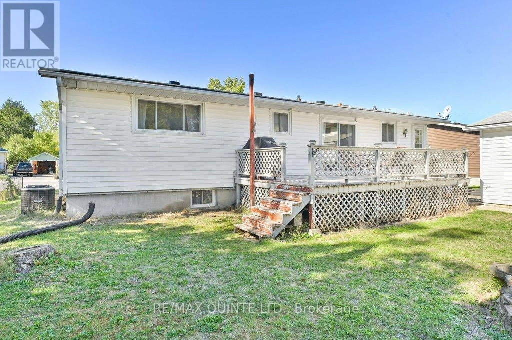 53 Water Street, Quinte West, Ontario  K8V 4M1 - Photo 37 - X12449497